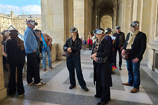 Une visite guidée en réalité virtuelle du Louvre pour deux - Viality Tour - Paris (75001)