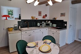 Les Gîtes de La Roche Élie