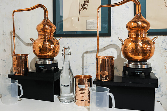 Atelier distillation et assemblage de votre gin à Paris