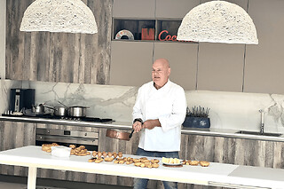 Cours de pâtisserie réalisation d'éclairs à Nice (06)