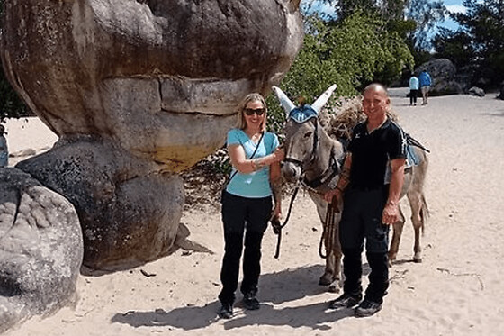 Randonnée pédestre avec un âne, forêt de Fontainebleau (77)