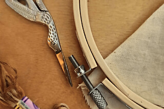 Atelier broche brodée fleurie à Montpellier (34)
