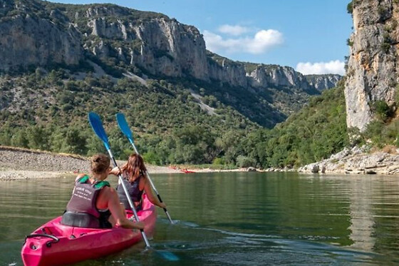 Mini descente en canoë-kayak à Vallon Pont d'Arc (07)