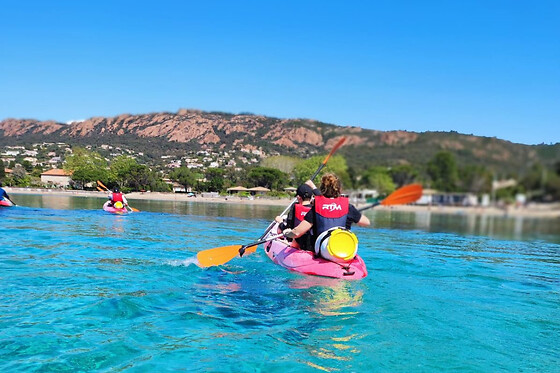 Randonnée encadrée en kayak à Agay (83)