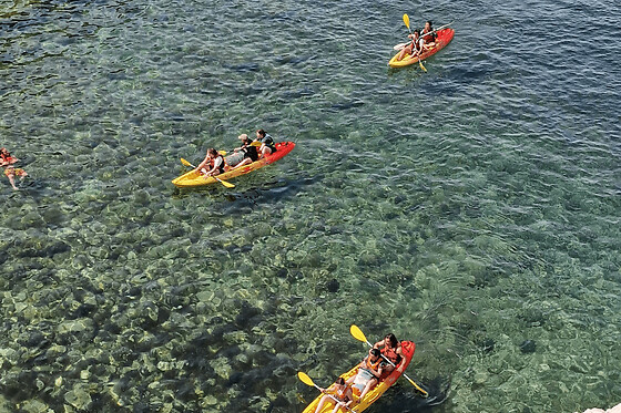 Randonnée guidée en kayak en demi-journée à Marseille (13) - Kayak Monoplace