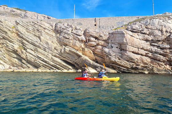 Randonnée guidée en kayak en demi-journée à Marseille (13) - Kayak Monoplace