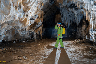 Spéléologie dans la Grotte des Deux-Avens (07)