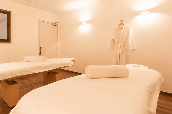 Massage au Spa de l'Hôtel Renaissance Paris St Cloud (92)