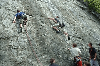 Escalade de la falaise Haut-Somont à  Yenne (73)