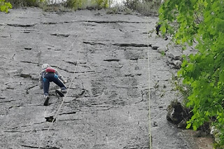 Escalade de la falaise Haut-Somont à  Yenne (73)