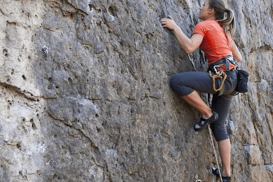 Initiation à l'escalade au ravin de la Joncas (34)