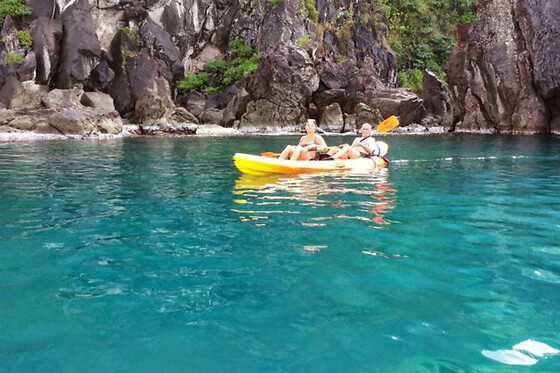 Location de canoë kayak à Bouillante excursion réserve Cousteau