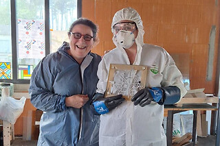 Atelier création d'un luminaire décoratif en verre à Lugos (33)