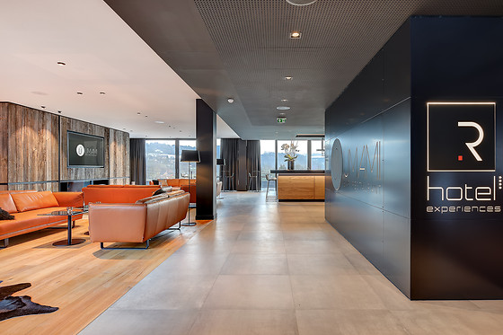 R hotel experiences - photo 4