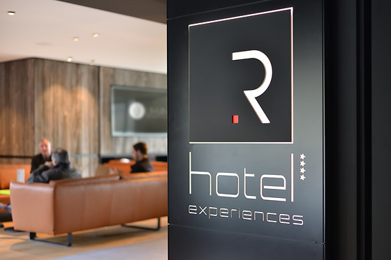 R hotel experiences - photo 6