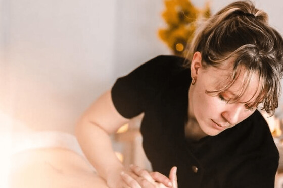 Massage sportif  chez 