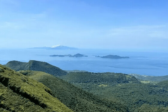 Randonnée avec un guide sur le volcan de la Soufrière (971)