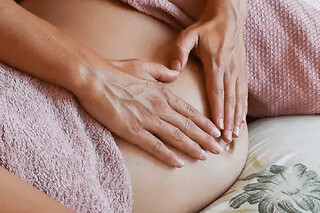 Massage Jeune Maman à Saint-Geoire-en-Valdaine (38) - 1h