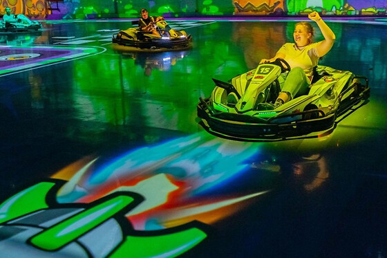 Karting indoor en réalité augmentée à Pontault-Combault (77) - 1 partie - 15mn