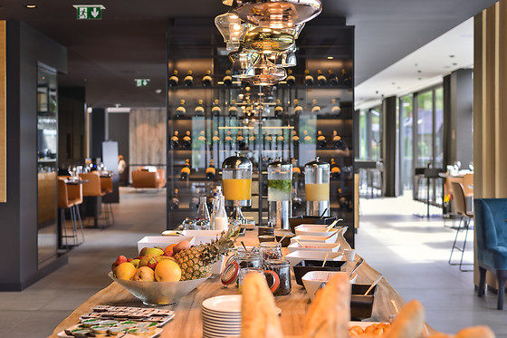 R hotel experiences - photo 13