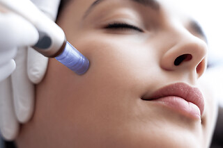 Soin Du Visage Peeling Complet Solo à Enghien-les-Bains (95) - 1h