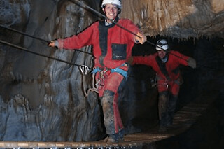 Via Souterrata : Via Ferrata Spéléologie en grotte à Caille (06)