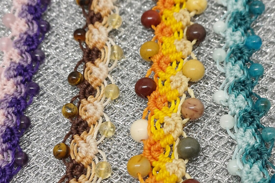Atelier micro-macramé avec perles naturelles à Bordeaux (33)