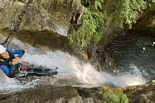 Canyoning sportif au canyon de Bénétant près de La Plagne (73)