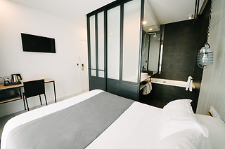 Séjour pour 2 à l'Hôtel ATYPIK à Clichy (92)