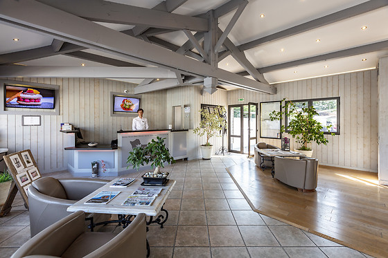 Séjour pour 2 à l'Élégance Suites Hôtel**** au Bois-Plage-en-Ré (17)