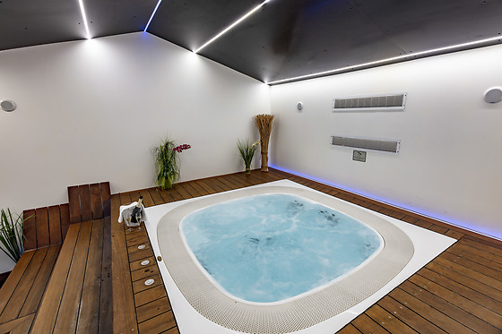 Séjour pour 2 à l'Élégance Suites Hôtel**** au Bois-Plage-en-Ré (17)