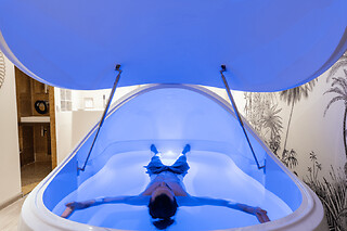 Flottaison en isolation sensorielle à Annecy (74)