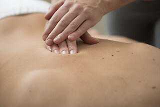 Massage dos et jambes à Angers (49)