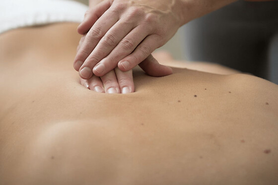 Massage dos et jambes à Angers (49)