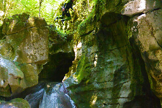 Canyoning depuis Artemare dans le canyon du Groin (01)