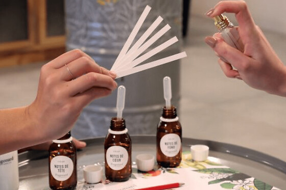 Mini atelier de création de parfum en anglais à Grasse (06) - Tarif atelier - 45 mn