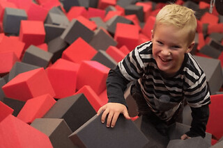 Trampoline Park Mini-Jump enfant à Gennevilliers (92)