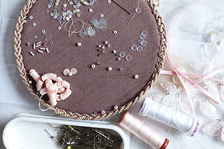 Atelier d'initiation à la broderie perlée à Mirmande (26)