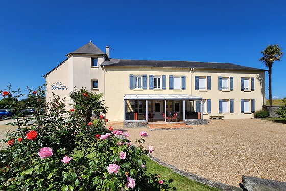 Hôtel Les Montois - photo 1