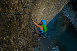 Via Ferrata encadrée dans les Gorges de la Durance (05)