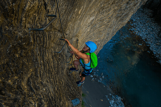 Via Ferrata encadrée dans les Gorges de la Durance (05)