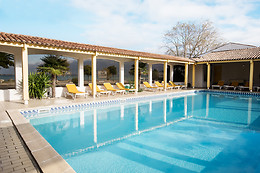 Hôtel Les Cleunes***