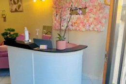 Nouria Beauty Bar