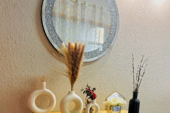 Nouria Beauty Bar - photo 6