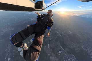 Saut en parachute tandem avec photo - 2dive - Le Mans (72)