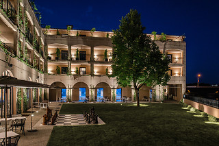 Séjour bien-être pour 2 à l'Hôtel du Roi & Spa by Sowell Collection à Carcassonne (11)