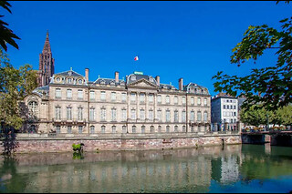 Une location de bateau électrique sans permis en groupe - Marin D'Eau Douce - Strasbourg (67)