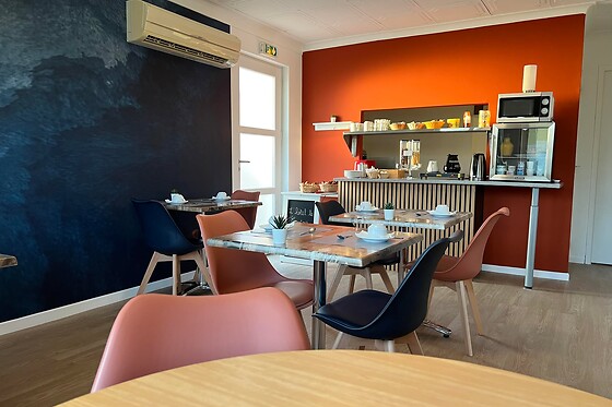 Hôtel Le Canetois - photo 2