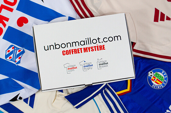 Box Maillot Mystère Football
