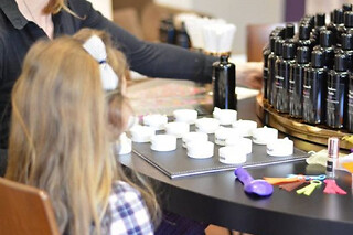 Atelier enfant création de Parfum 4-8 ans à Nice (06) - Atelier création de parfum - 30 mn